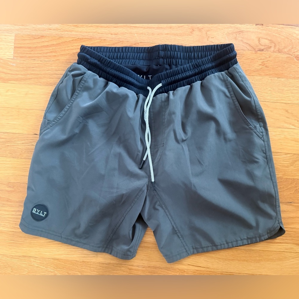 BYLT Mens S Premium Basics Lined Shorts Gym Training Moss Green Black sz L
